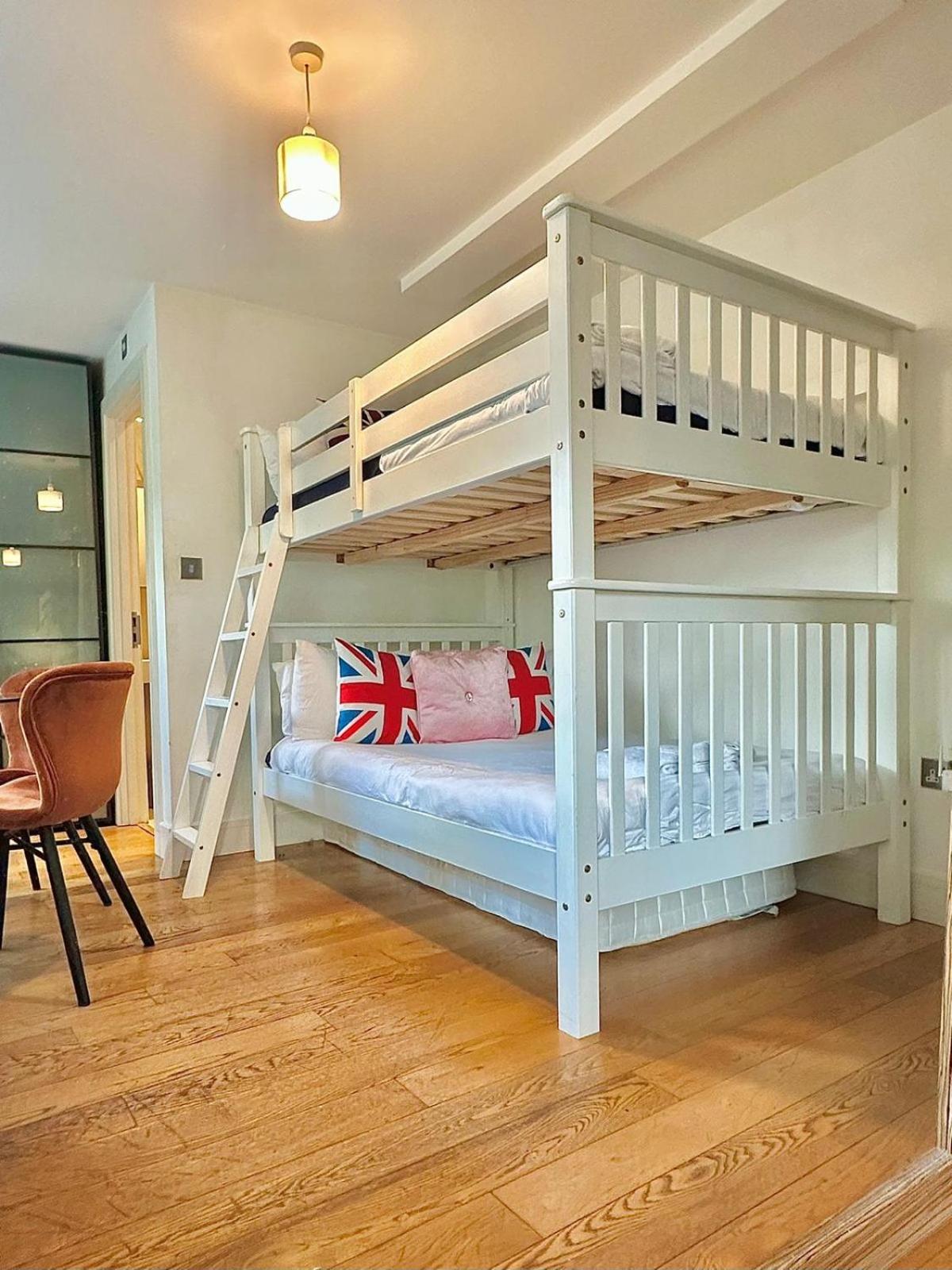 Drummond Rooms Лондон Экстерьер фото